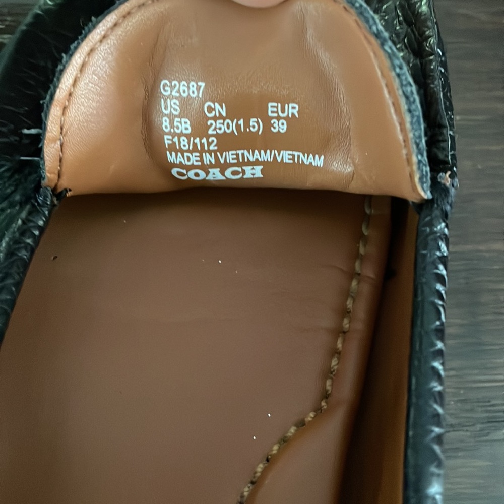 Coach Leather Drivers - Picture 5 of 5